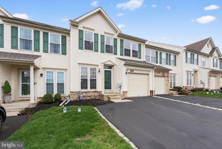 Property Photo:  162 Royer Dr  PA 19426 