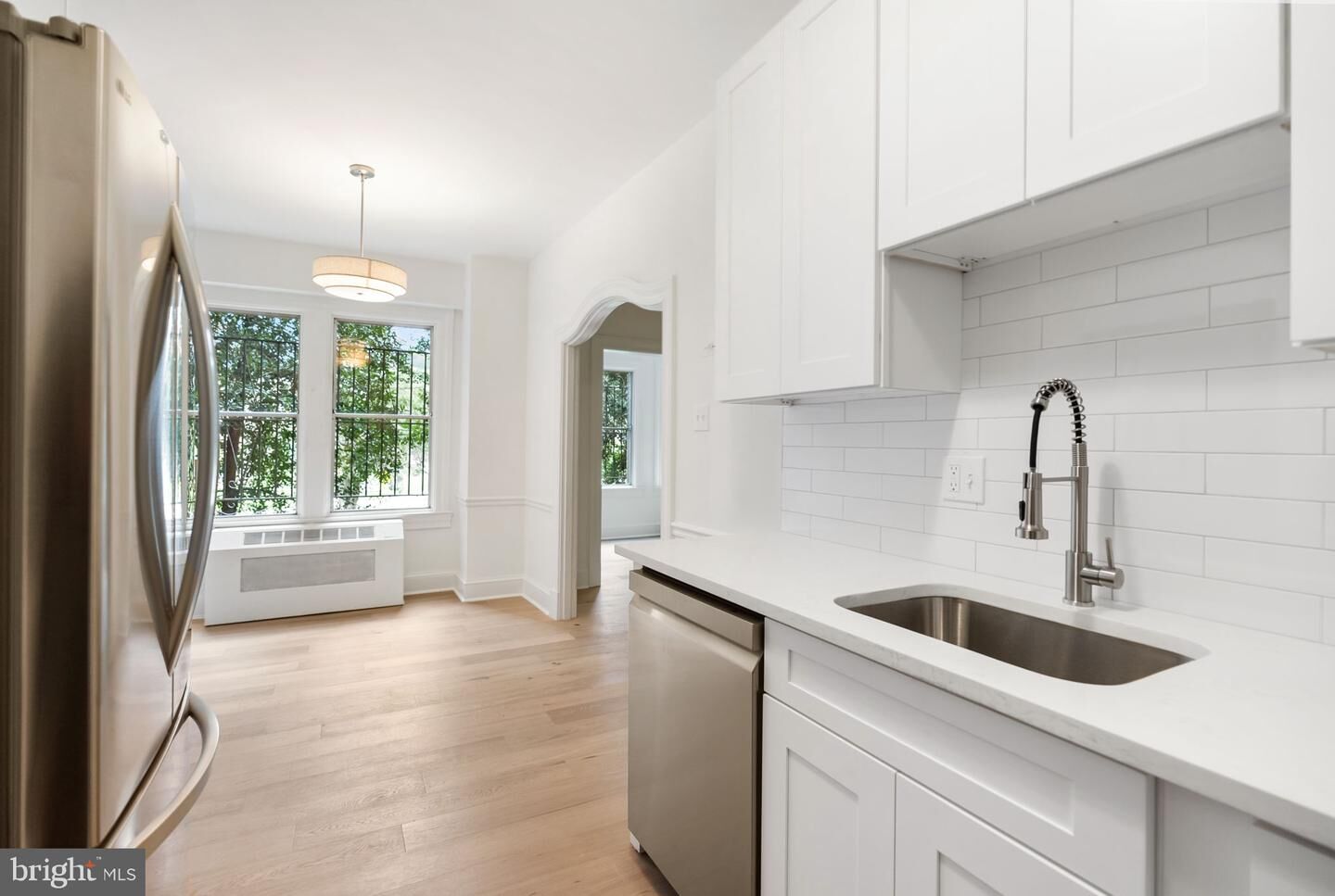 Property Photo:  4000 Cathedral Avenue NW 6B  DC 20016 