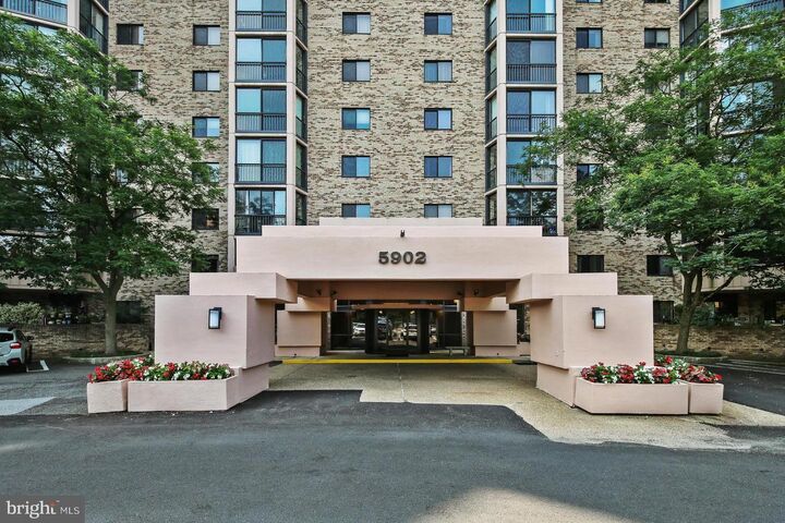 Property Photo:  5902 Mount Eagle Drive 310  VA 22303 
