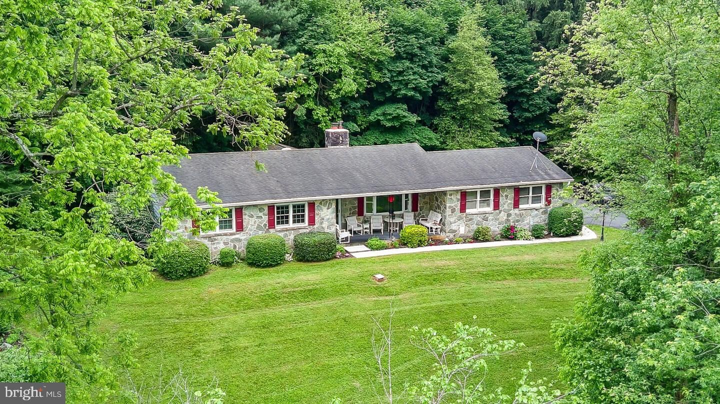 Property Photo:  417 Ray Mar Road  PA 19363 