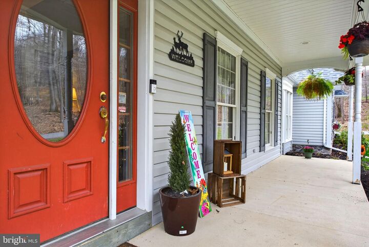 Property Photo:  1705 Hickory Drive  PA 17042 