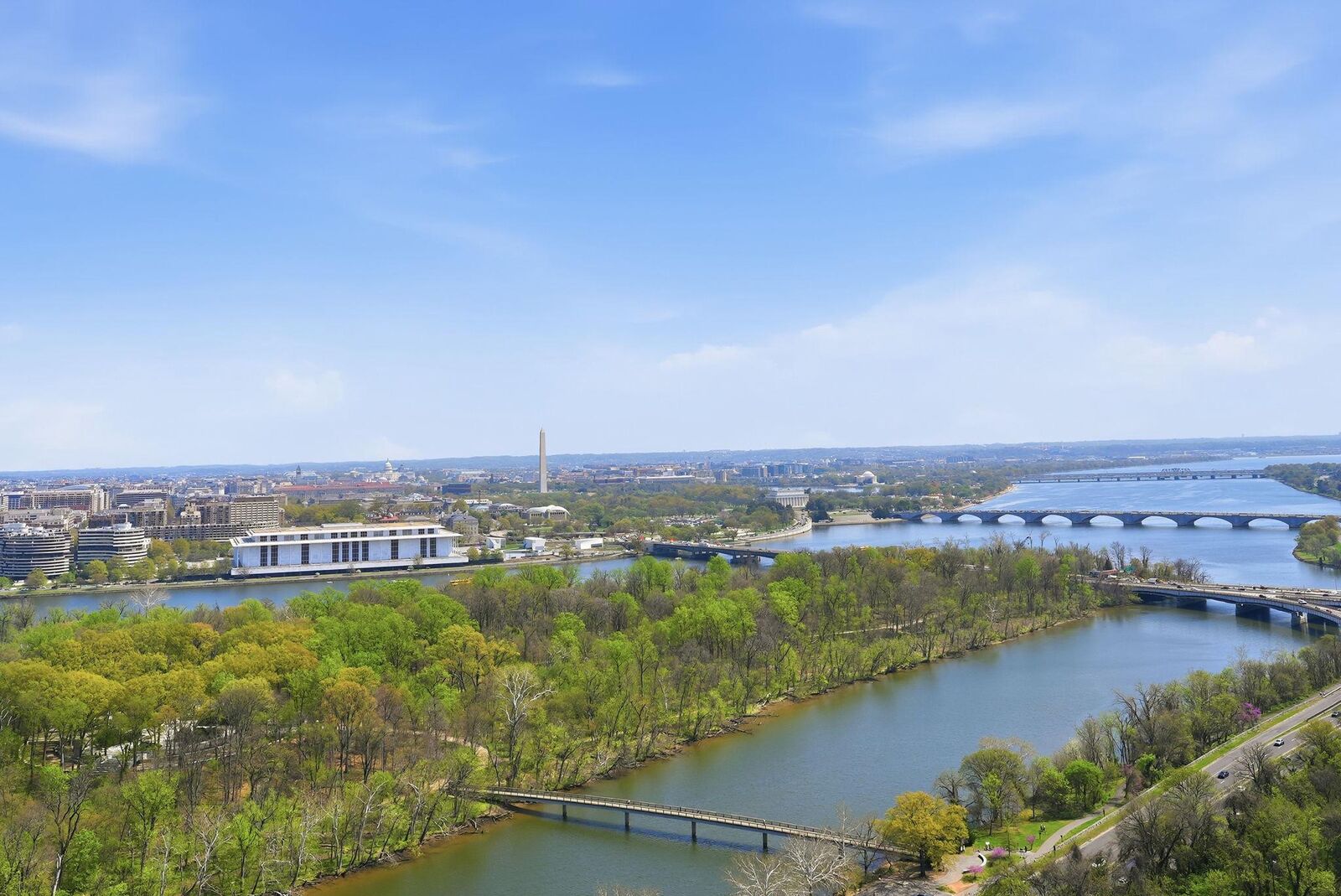 Property Photo:  1111 19th Street N 2604  VA 22209 