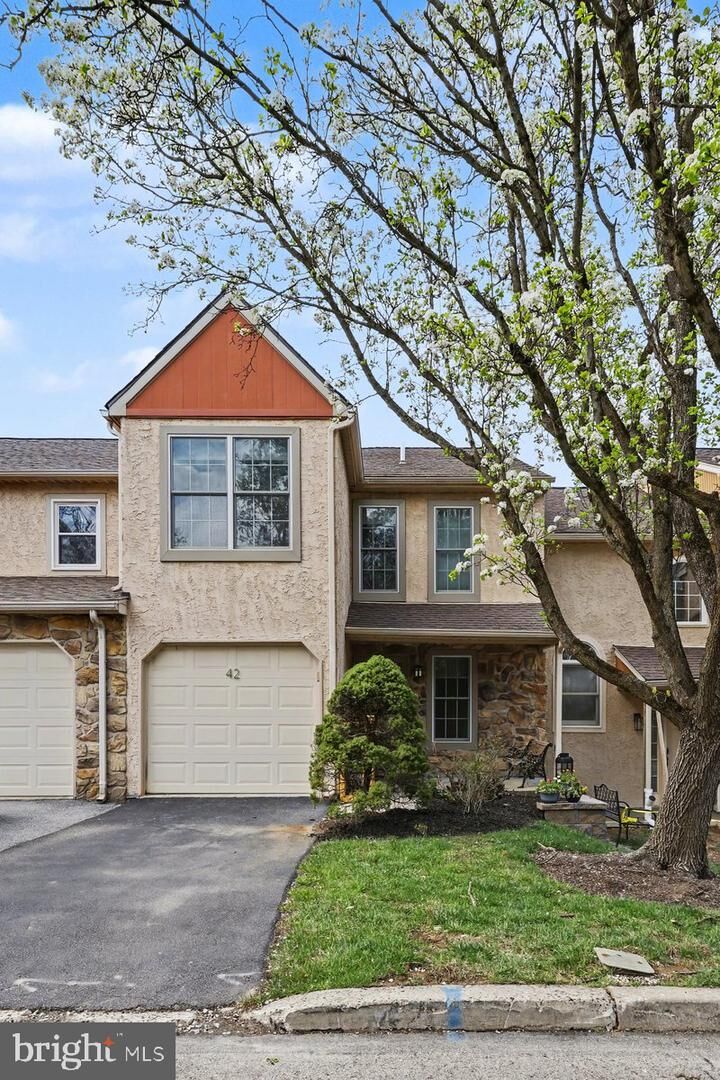 Property Photo:  42 White Pine Court  PA 19444 