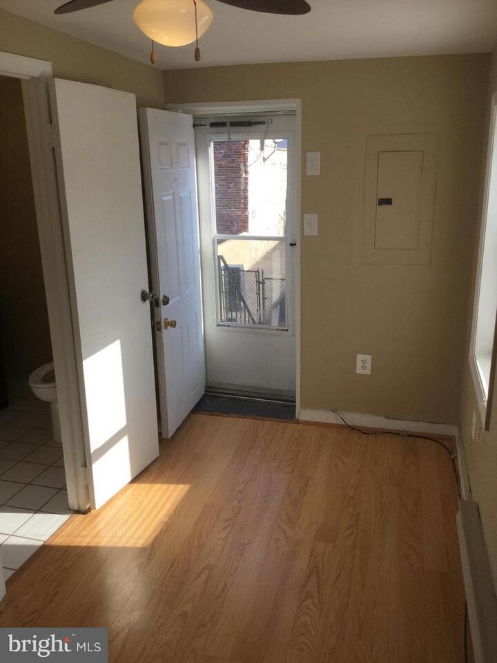 Property Photo: 1725 Light Street 2nd Floor MD 21230