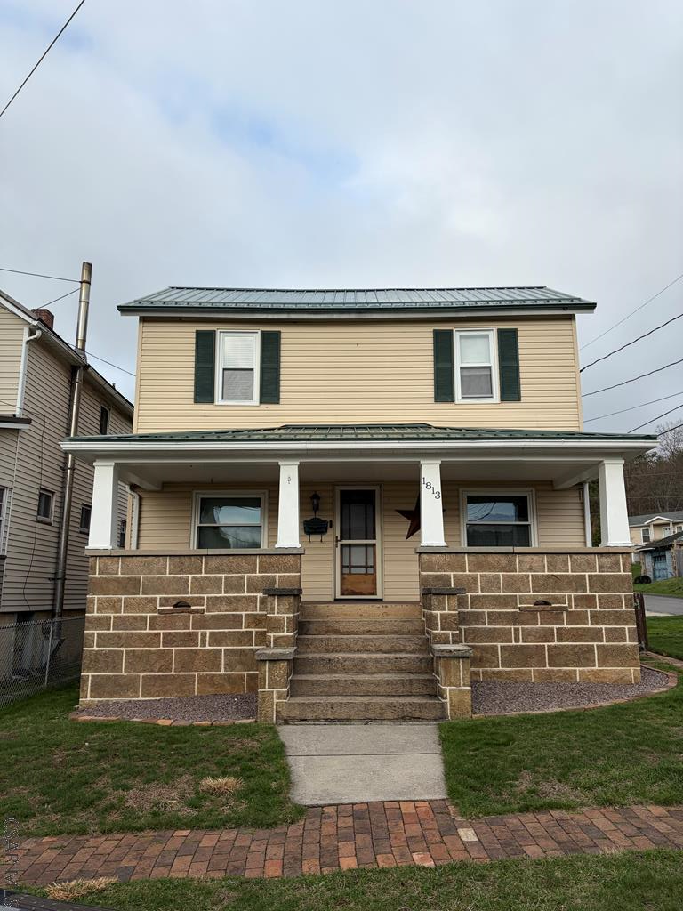 Property Photo:  1813 Cambria  PA 15963 
