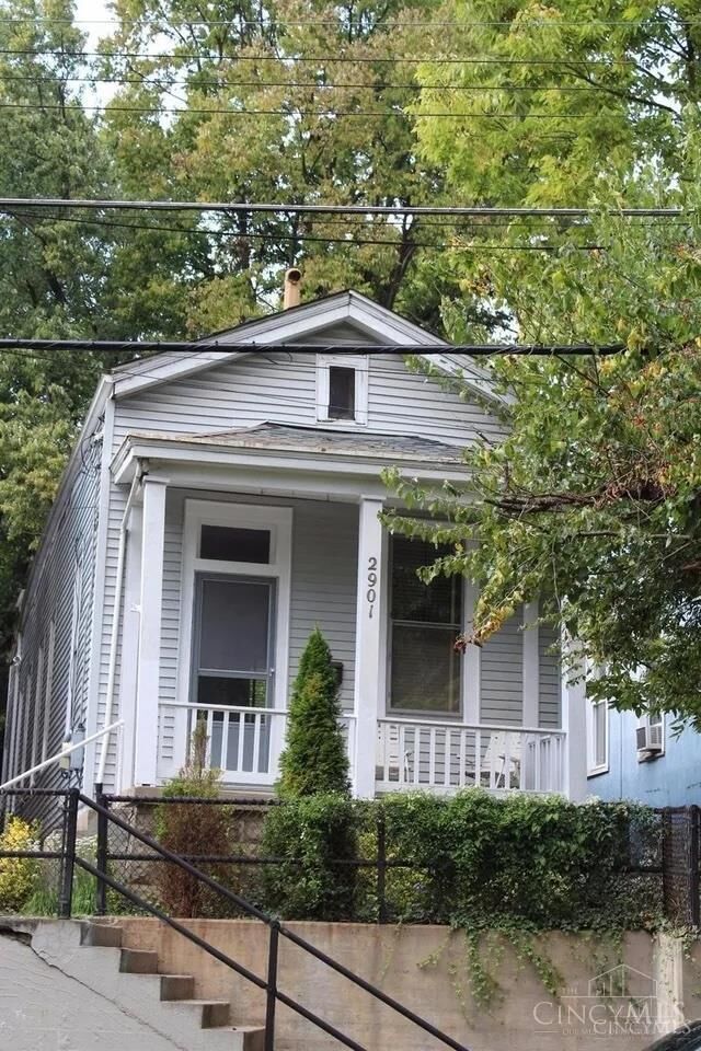 Property Photo: 2901 Marshall Avenue OH 45220