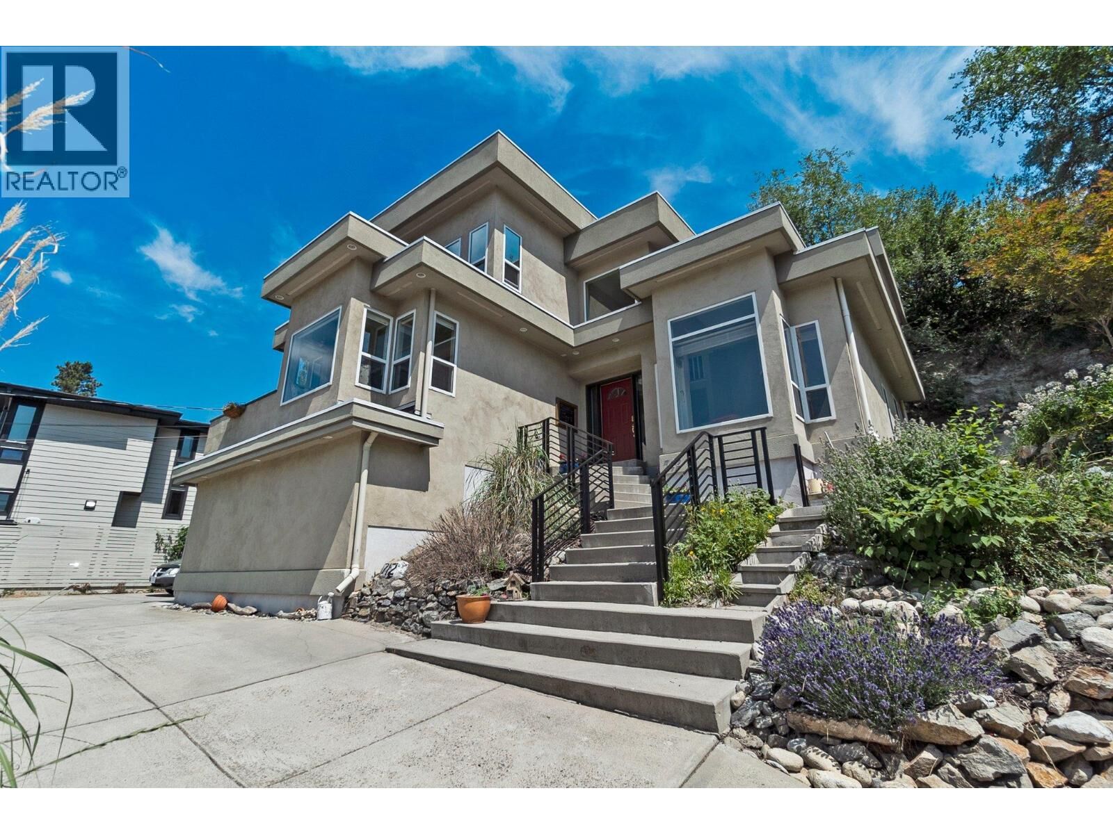Property Photo: 712 Creekside Road BC V2A 2C4