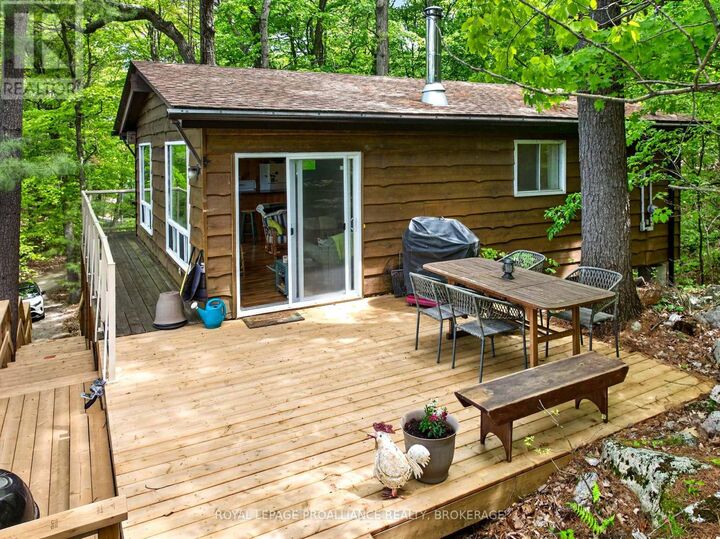 Property Photo:  450 Brooks Point Road  ON K0G 1E0 
