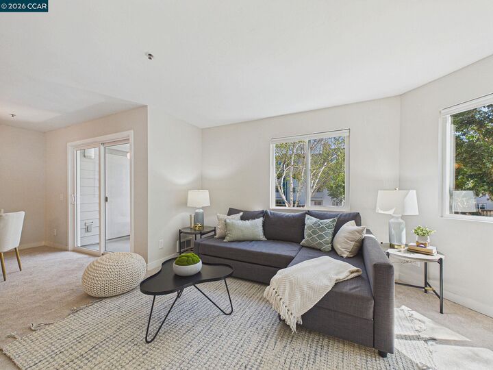 Property Photo:  6400 Christie Ave 2202  CA 94608 