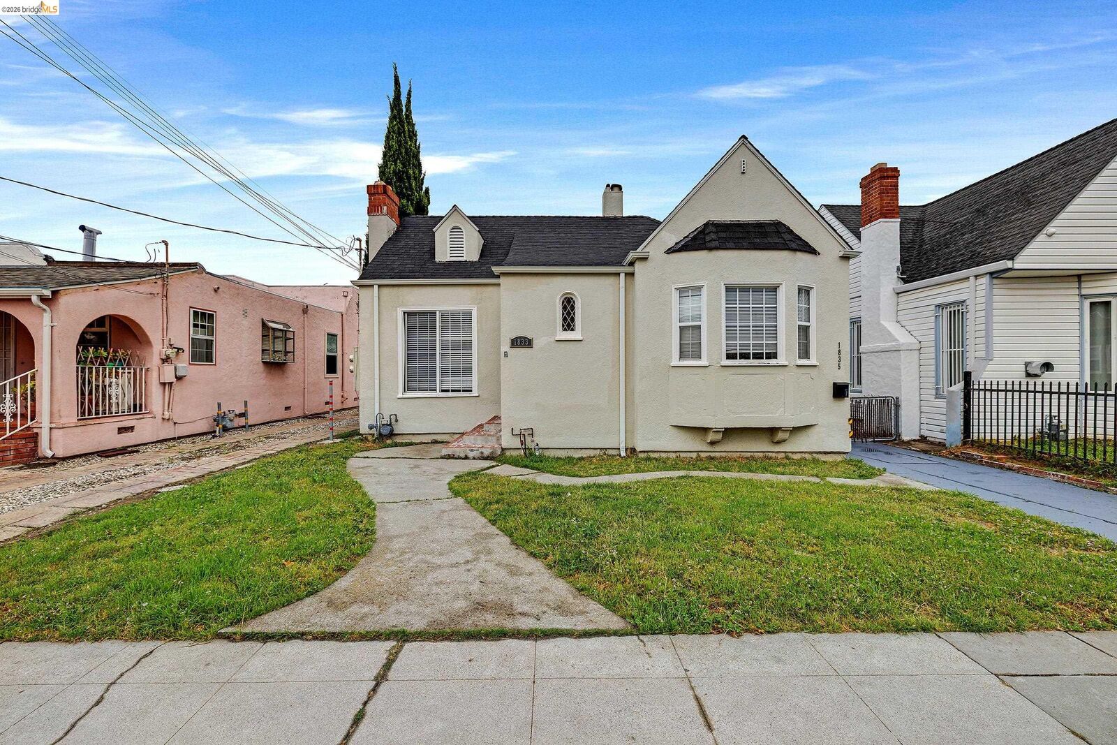 Property Photo:  1833 108th Ave  CA 94603 