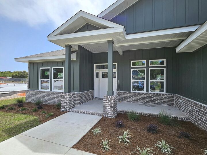 Property Photo:  5529 Chenier Drive  FL 32563 