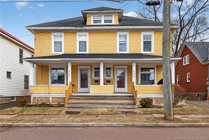 425 Lutz Street — photo 1