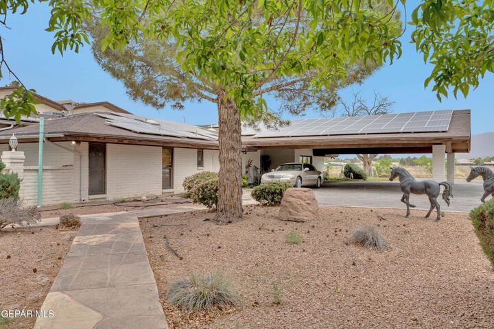 Property Photo:  877 Gomez Road  TX 79932 