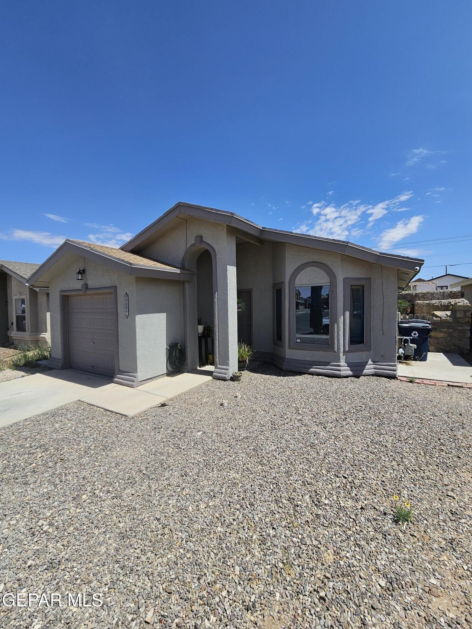 Property Photo:  4660 Beacham Street  TX 79938 