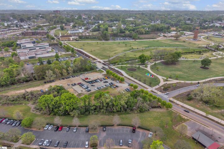 Property Photo:  315 S Hudson Street  SC 29601 