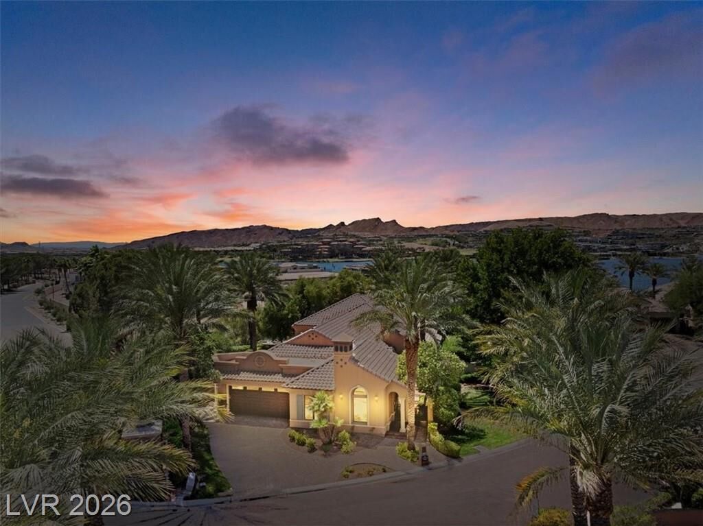 Property Photo: 1 Via Mira Monte NV 89011