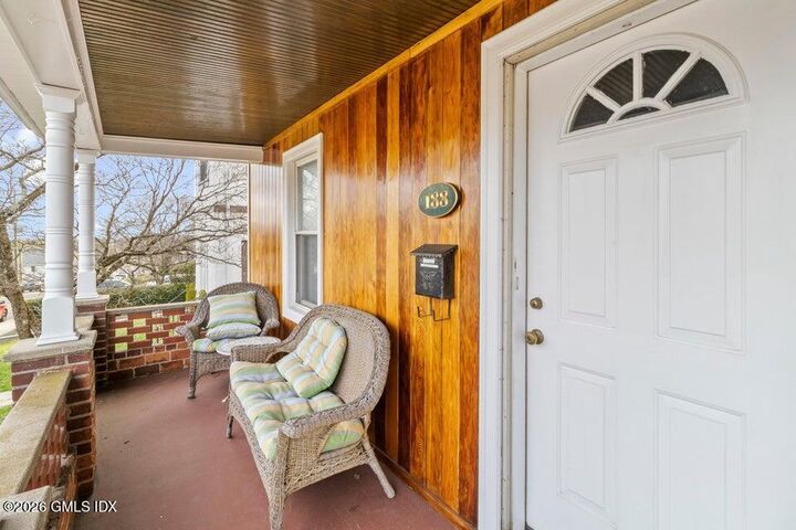 Property Photo:  188 Hamilton Avenue 1  CT 06830 