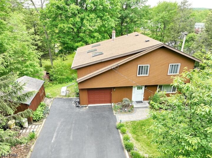 Property Photo: 64 Larchmont Dr NJ 07421