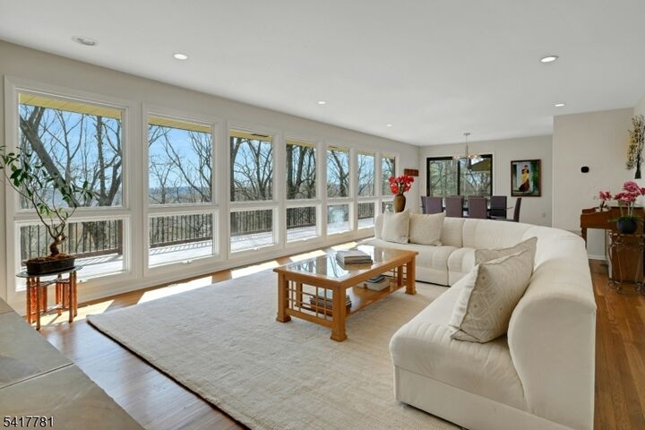 Property Photo:  6 Lynnfield Dr  NJ 07960 