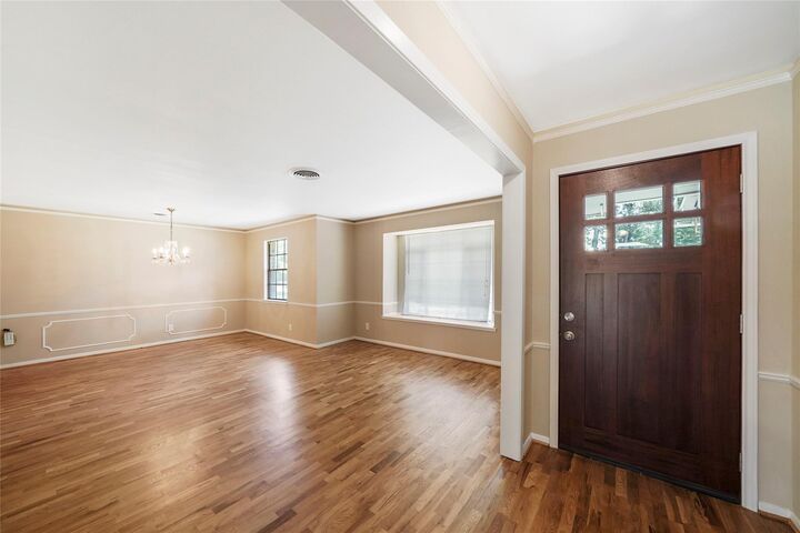 Property Photo:  4406 Rosebay Drive  TX 77018 