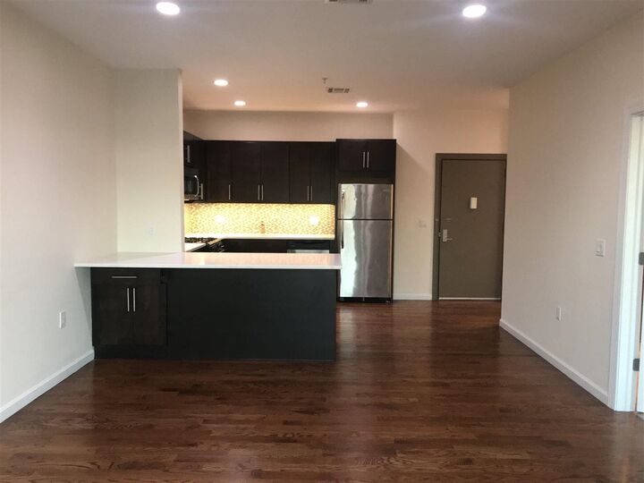 Property Photo:  186 Broadway 502  NJ 07002-0000 