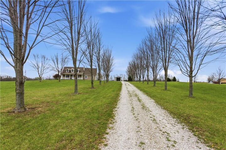 Property Photo:  865 NW 1901st Road  MO 64070 