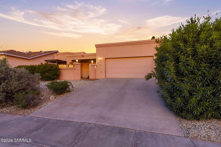 Property Photo:  2216 Santo Domingo Avenue  NM 88011 