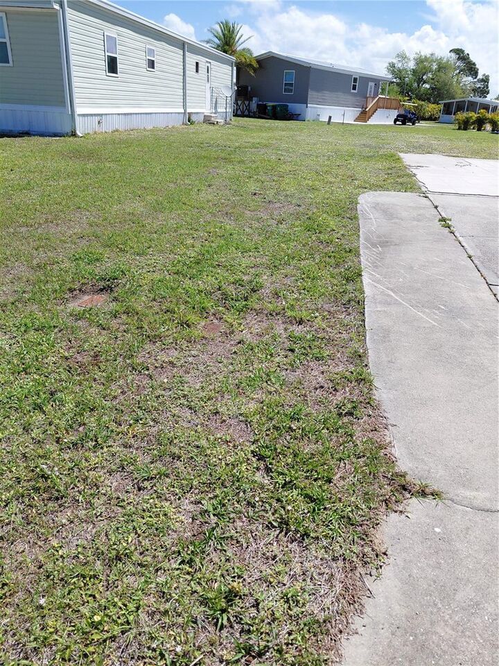 Property Photo:  7448 Arbela Street  FL 33981 