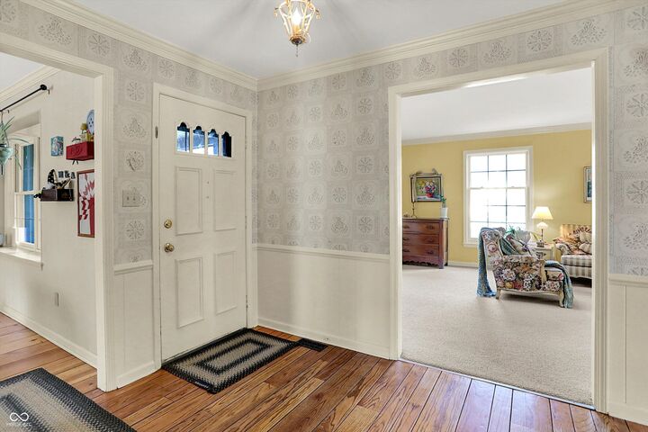 Property Photo:  80 Williamsburg Court  IN 46077 