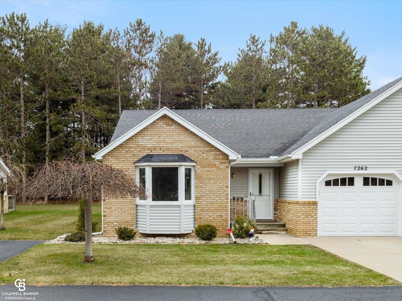 Property Photo:  7262 Lakeshore Road  MI 48059 