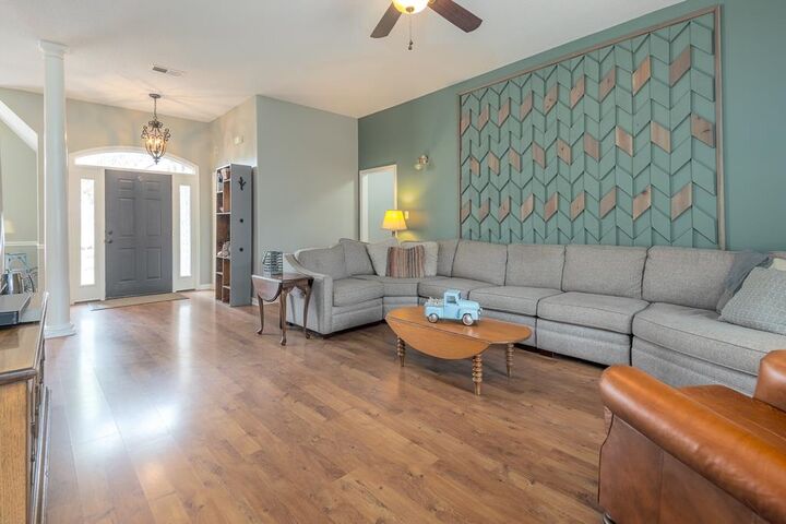 Property Photo: 11905 Country Valley Cv TN 38002