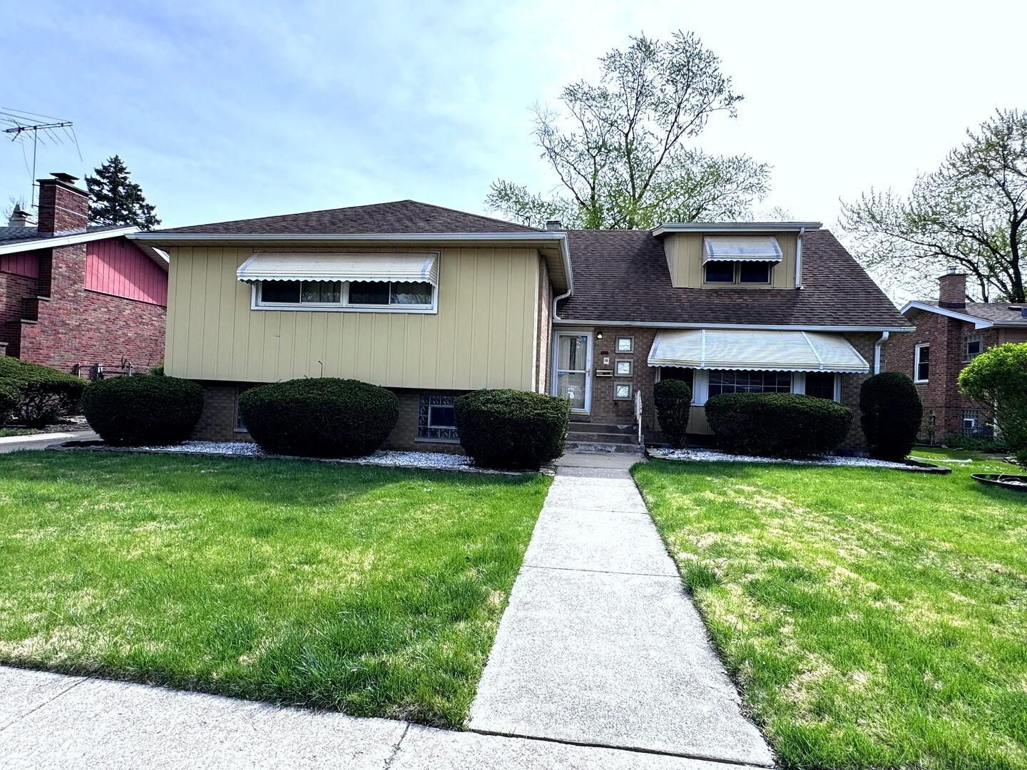 Property Photo:  15531 Woodlawn East Avenue  IL 60473 