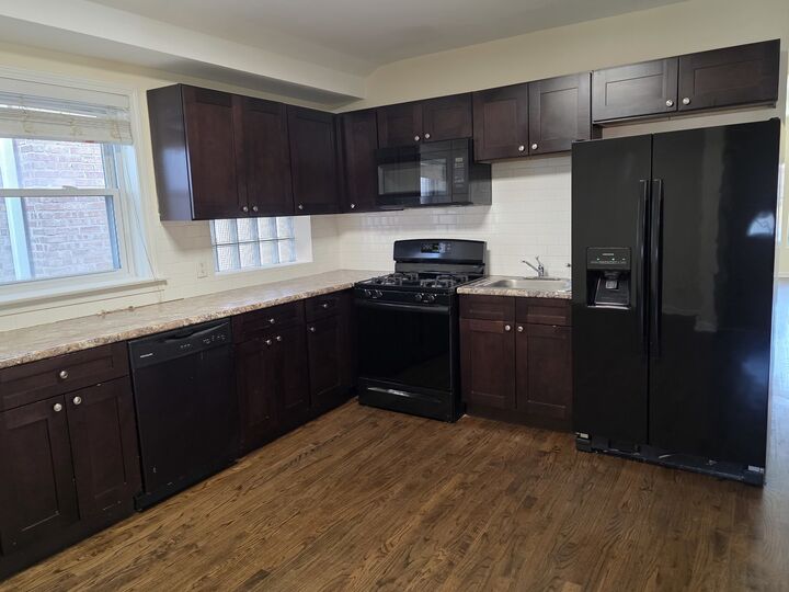 Property Photo:  10937 S Artesian Avenue  IL 60655 