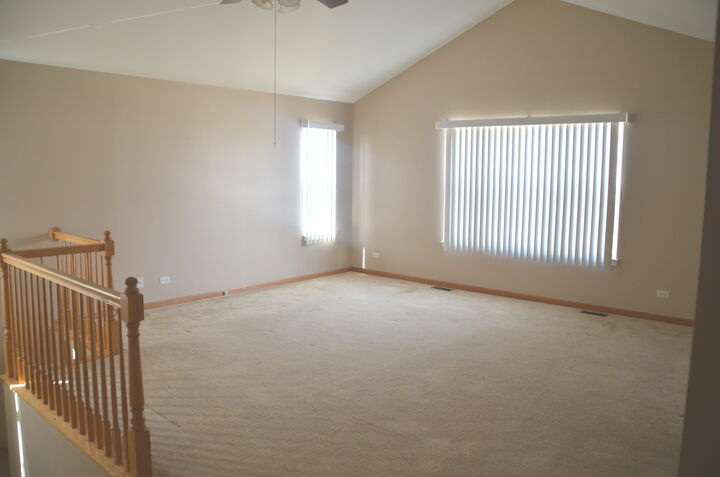 Property Photo:  2503 Dickens Drive 2503  IL 60504 