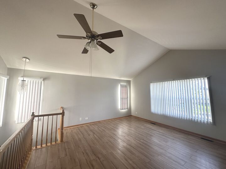 Property Photo:  2503 Dickens Drive 2503  IL 60504 