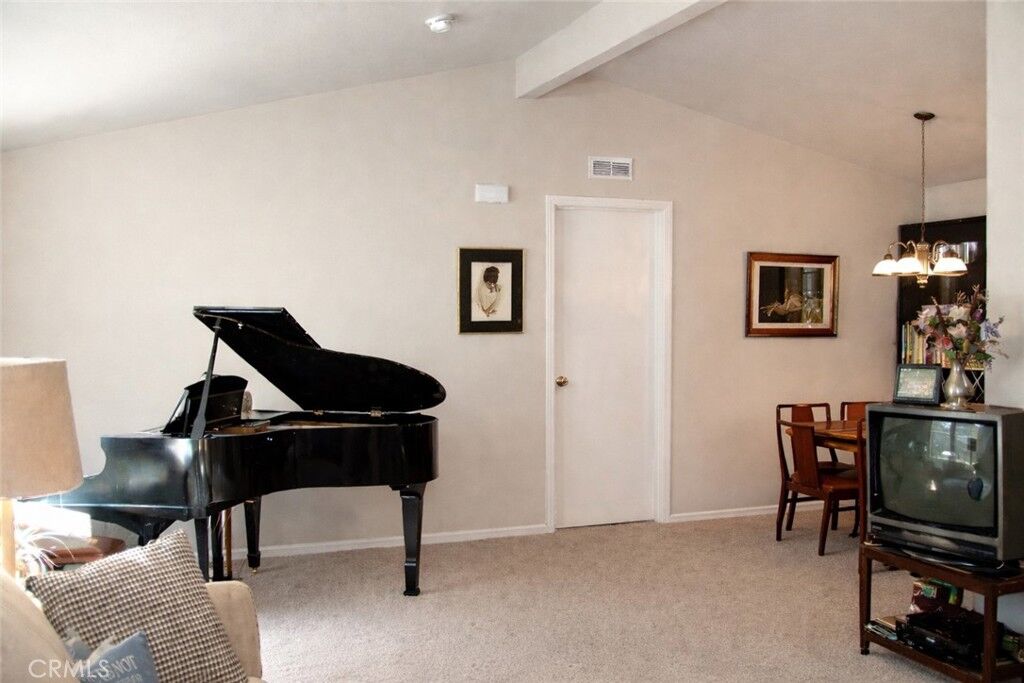Property Photo:  4201 Topanga Canyon Boulevard 21  CA 91364 