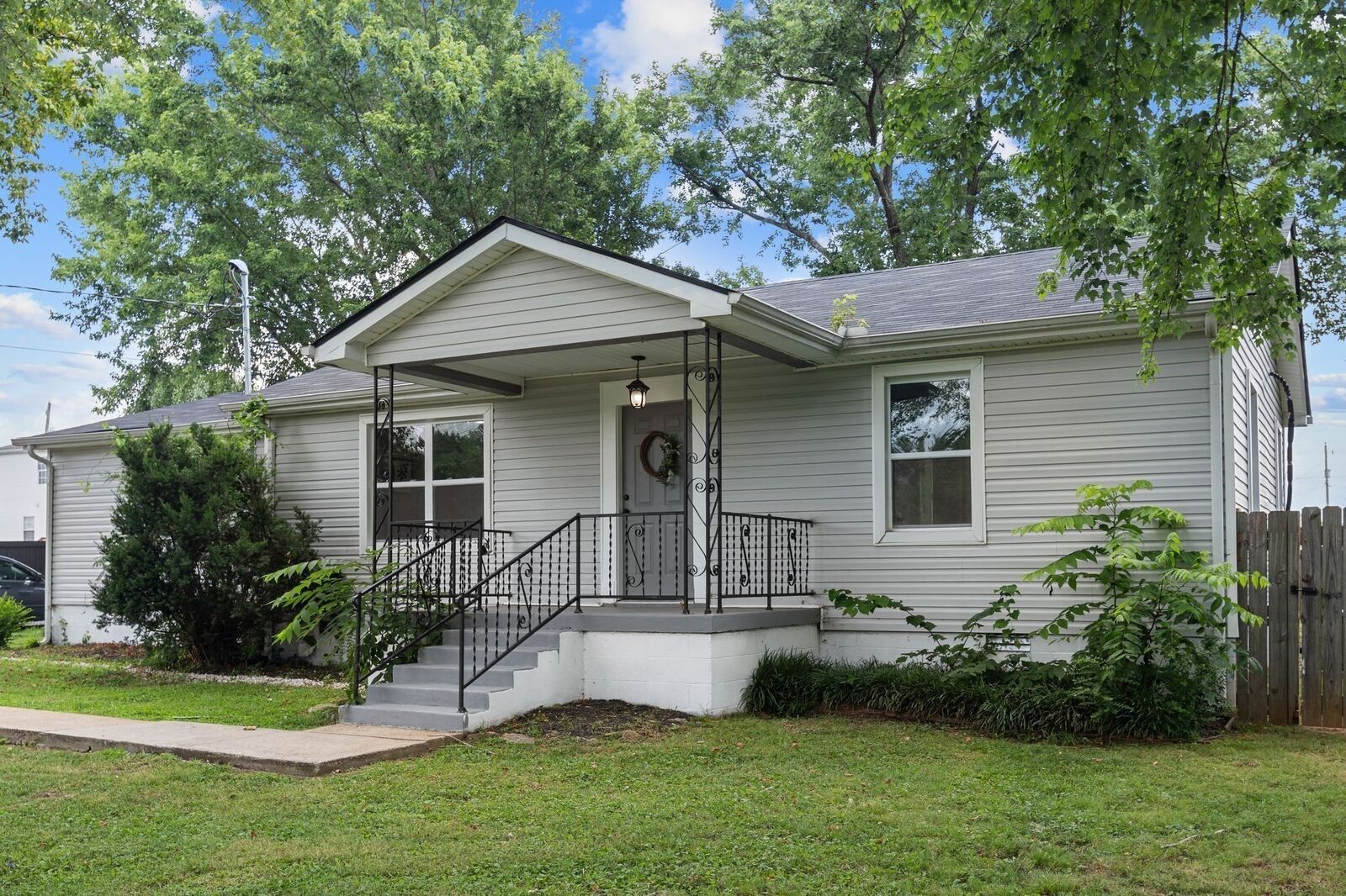 Property Photo:  544 Stones River Rd  TN 37086 
