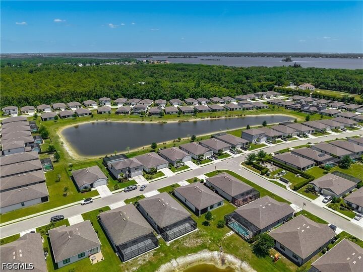 Property Photo:  16056 Enclaves Cove Drive  FL 33917 
