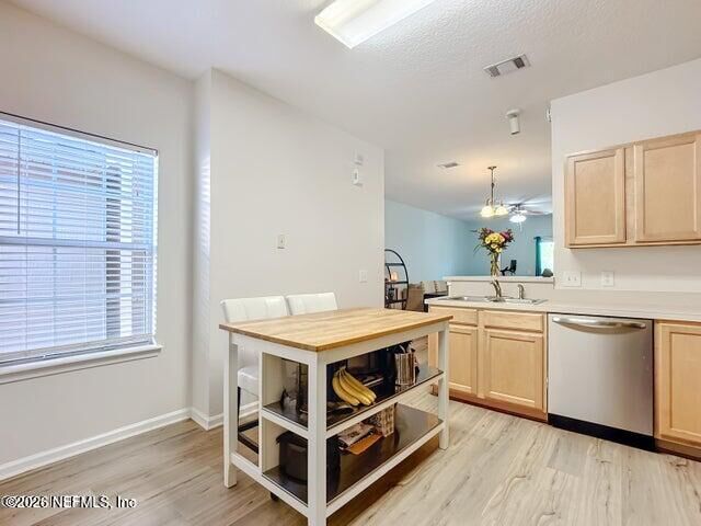 Property Photo:  521 Scrub Jay Drive  FL 32092 
