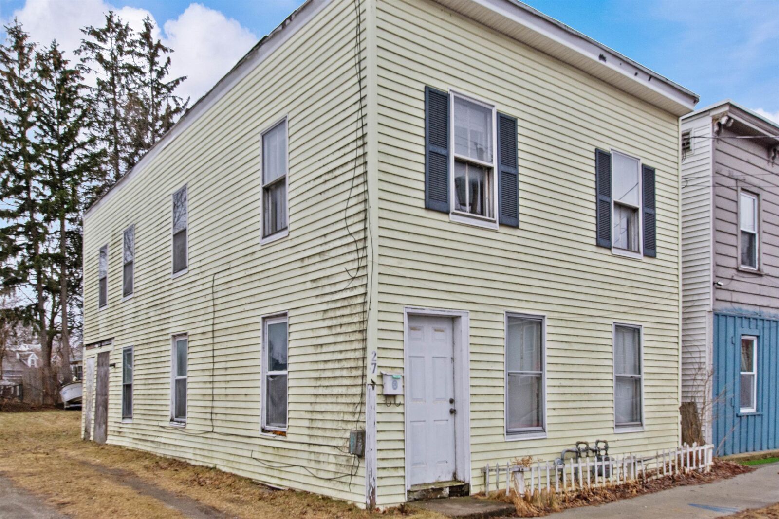 Property Photo:  27 Archibald Street  VT 05401 