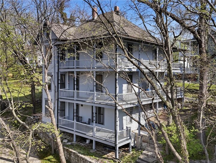 Property Photo:  17 Hilton Street  AR 72632 