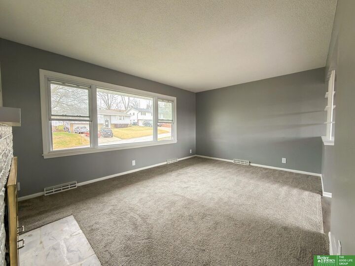 Property Photo: 5029 Arbor Circle NE 68106
