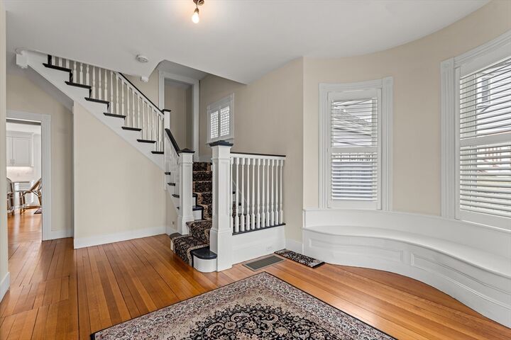 Property Photo:  7 King St.  MA 01902 