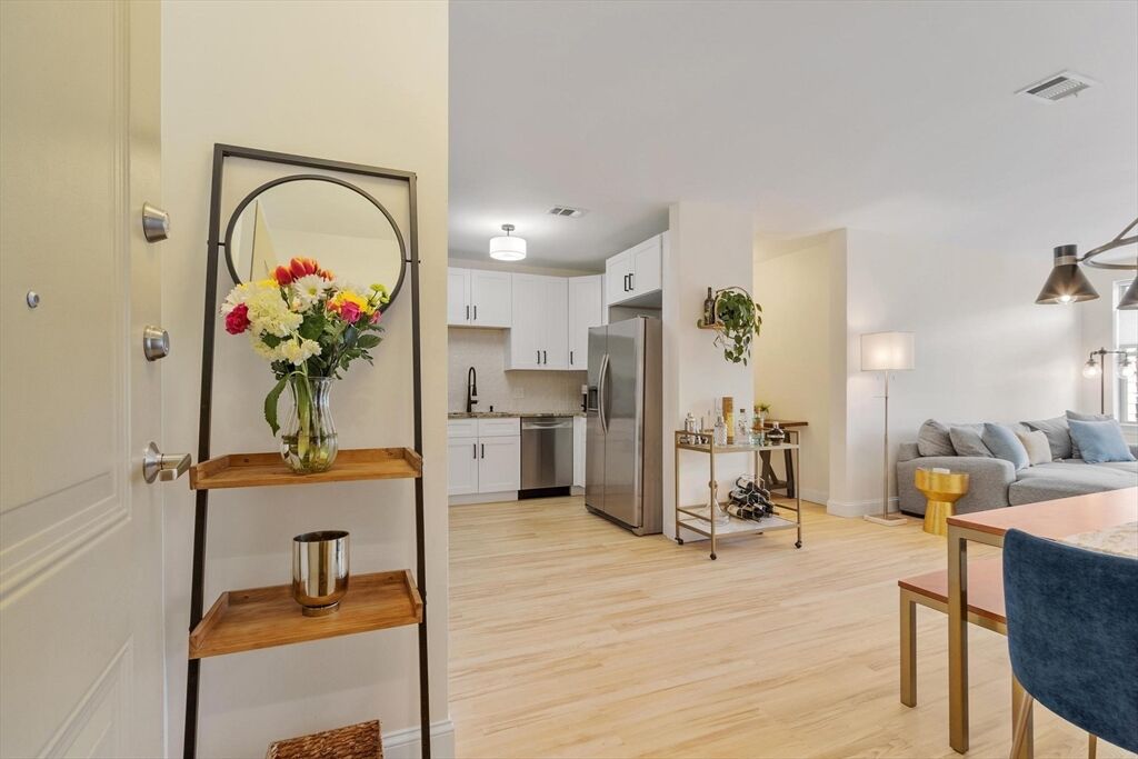 Property Photo: 4 Harvest Drive 225 MA 01845