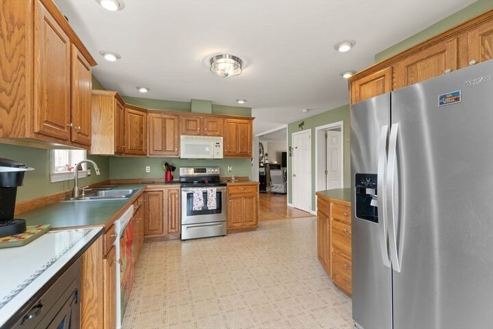 Property Photo: 14 Mountain Ash Rd. 14 MA 02333