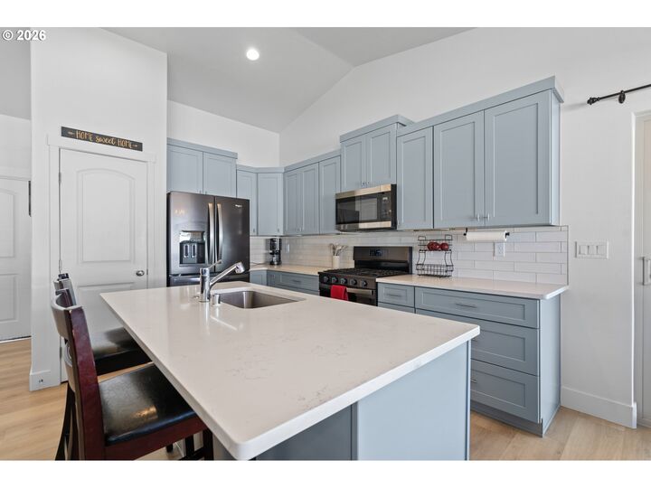 Property Photo:  306 Sage St  OR 97818 
