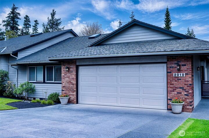 Property Photo:  2010  Creekside Lane  WA 98221 