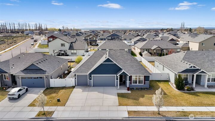 Property Photo:  4705 W Merlin Street  WA 98837 