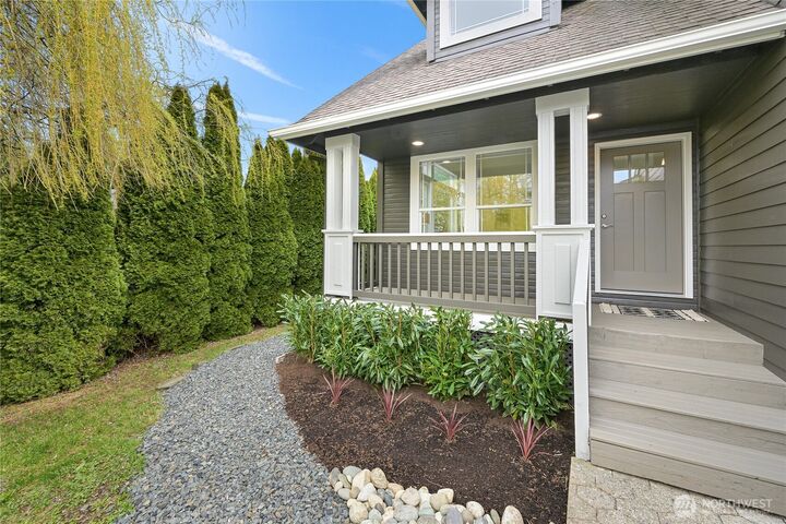 Property Photo:  101  43rd Street  WA 98229 