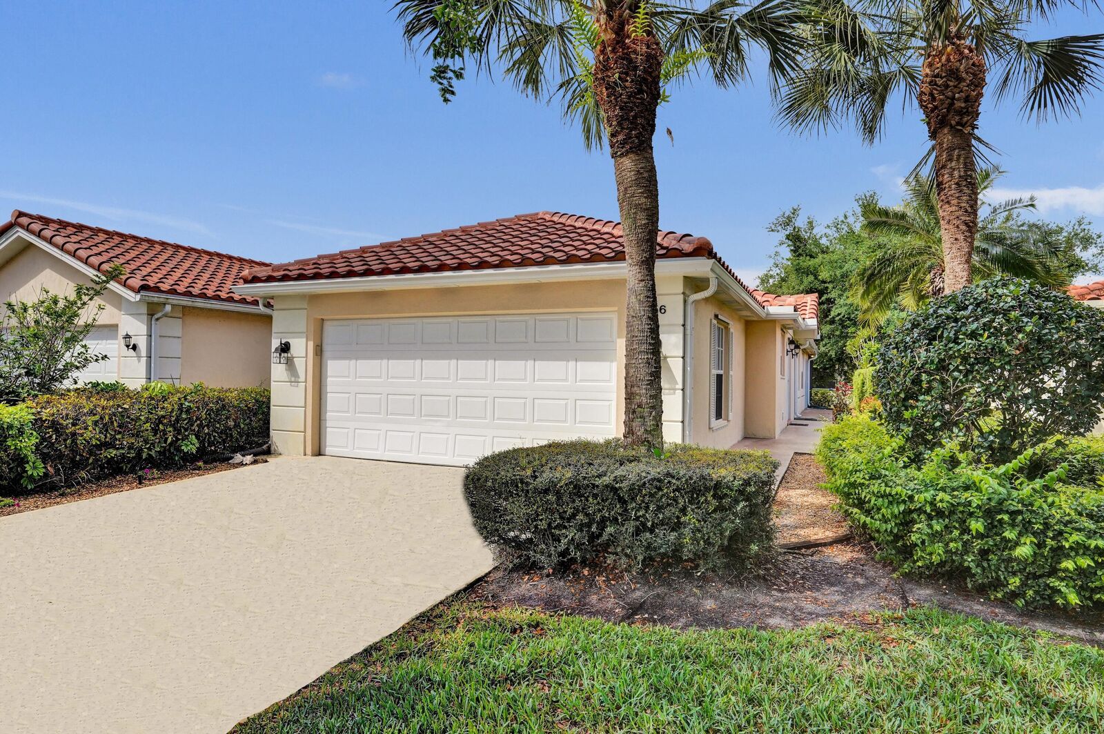 Property Photo: 7156 Grassy Bay Drive FL 33411